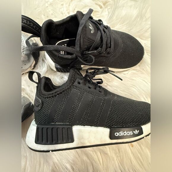 Black and Silver Kids Sneakers Set bundle - Picture 5 of 11